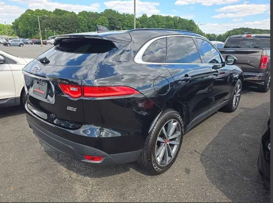 2018 Jaguar F-Pace - Image 3 of 11