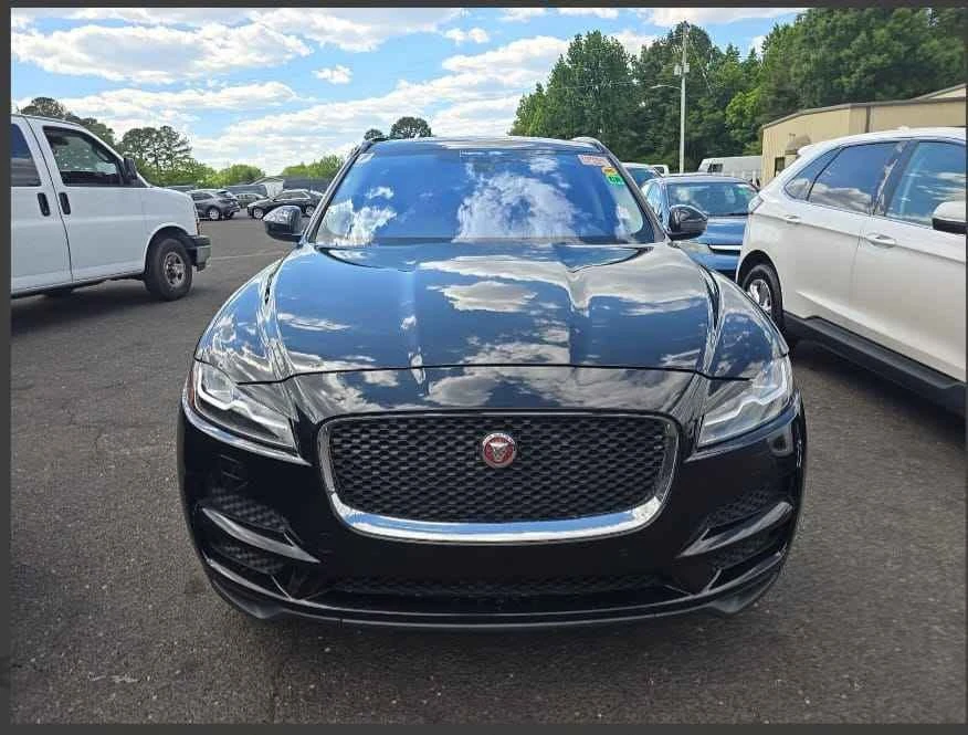 2018 Jaguar F-Pace - Image 10 of 11