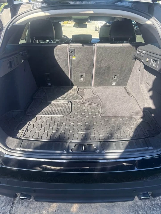 2018 Jaguar F-Pace - Image 10 of 10