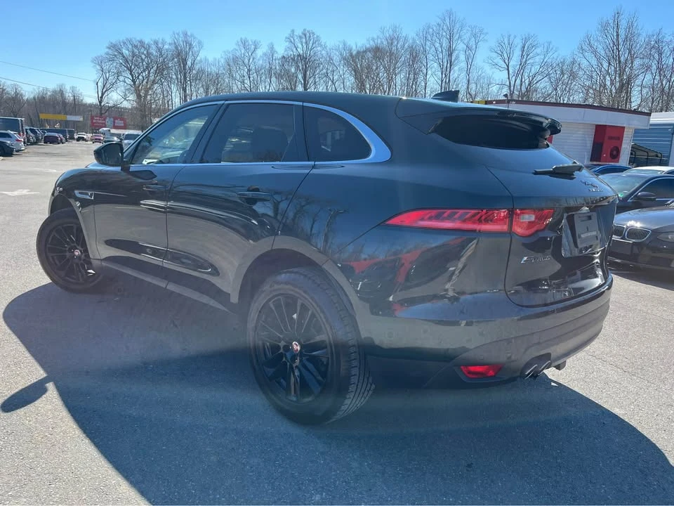 2018 Jaguar F-Pace - Image 8 of 16