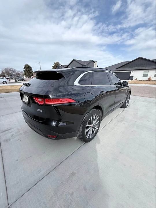 2018 Jaguar F-Pace - Image 4 of 20