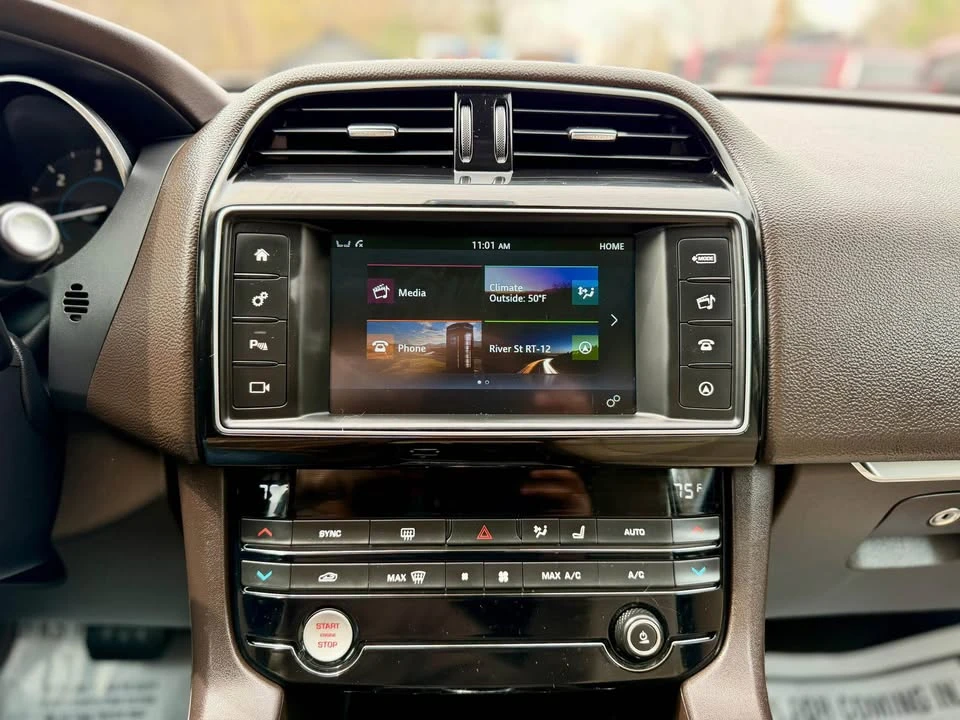 2018 Jaguar F-Pace - Image 5 of 8