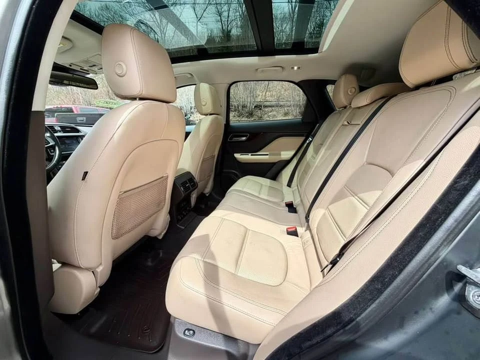 2018 Jaguar F-Pace - Image 8 of 8