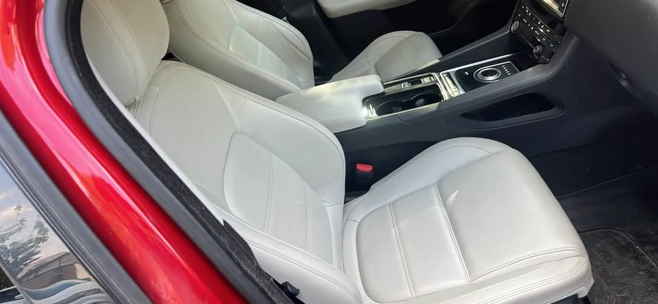 2018 Jaguar F-Pace - Image 6 of 9