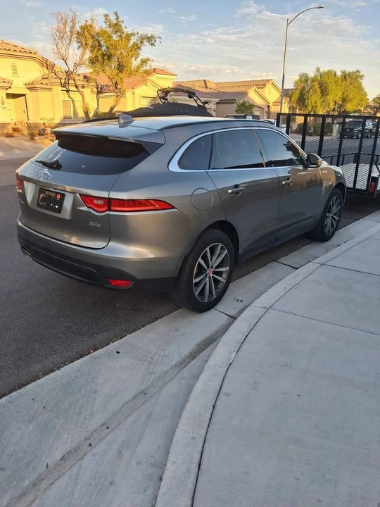 2018 Jaguar F-Pace - Image 3 of 11