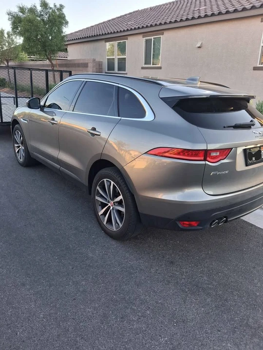 2018 Jaguar F-Pace - Image 5 of 10