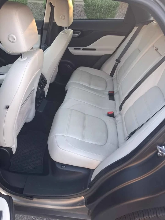 2018 Jaguar F-Pace - Image 6 of 11