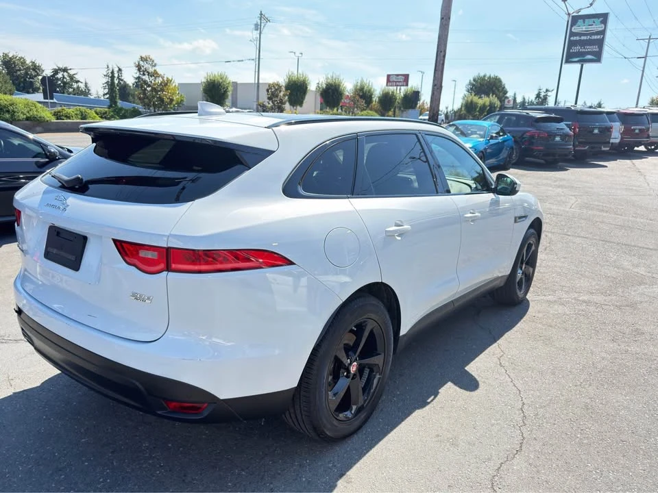 2018 Jaguar F-Pace - Image 5 of 11