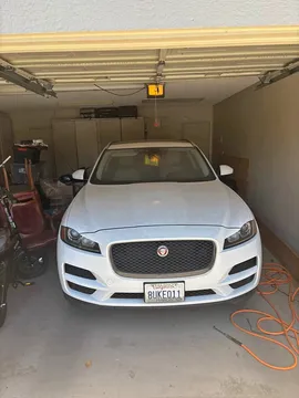 2018 Jaguar F-PACE 20d Prestige Sport Utility 4D