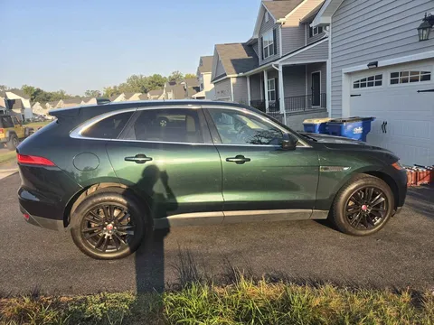 2018 Jaguar F-PACE 20d Prestige Sport Utility 4D