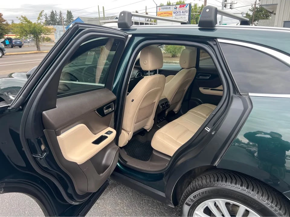 2018 Jaguar F-Pace - Image 13 of 20