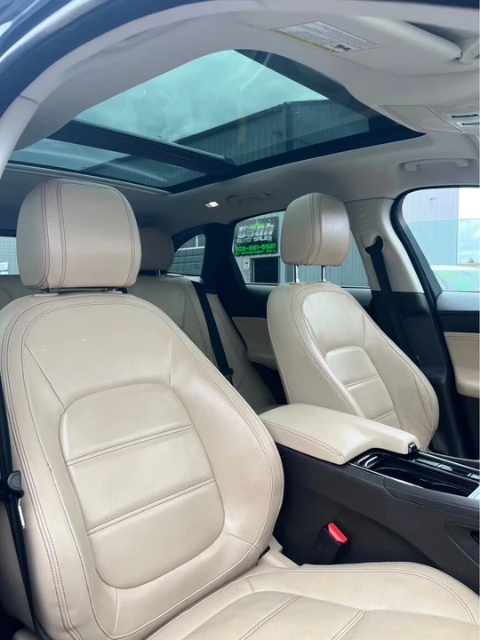 2018 Jaguar F-Pace - Image 11 of 20