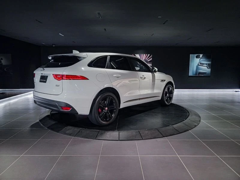 2018 Jaguar F-Pace - Image 5 of 20