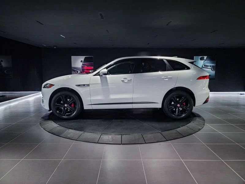 2018 Jaguar F-Pace - Image 8 of 20