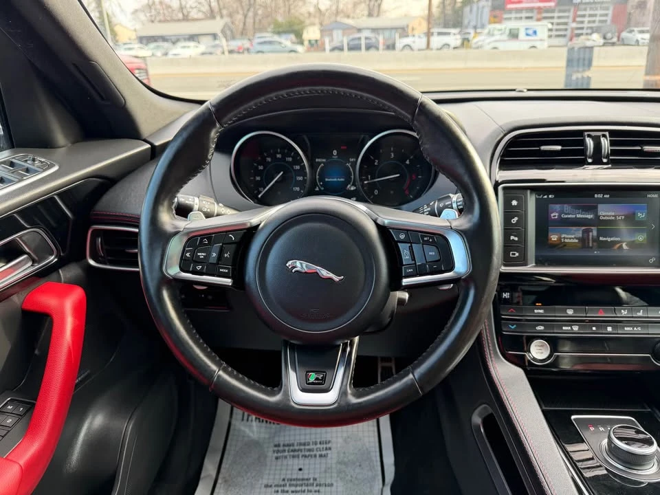 2018 Jaguar F-Pace - Image 19 of 20
