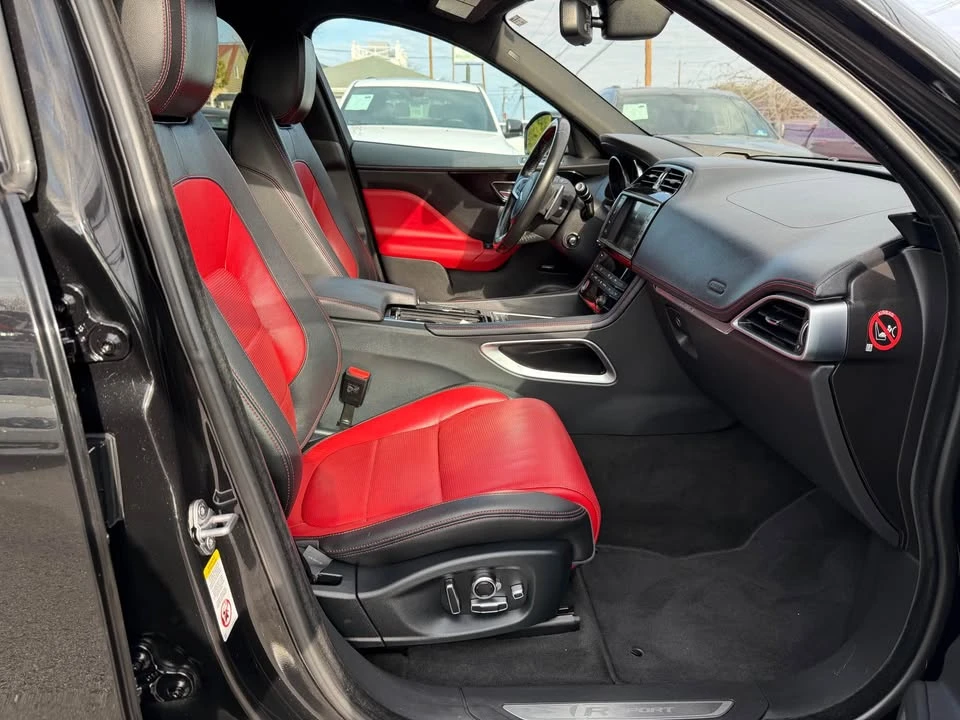 2018 Jaguar F-Pace - Image 14 of 20