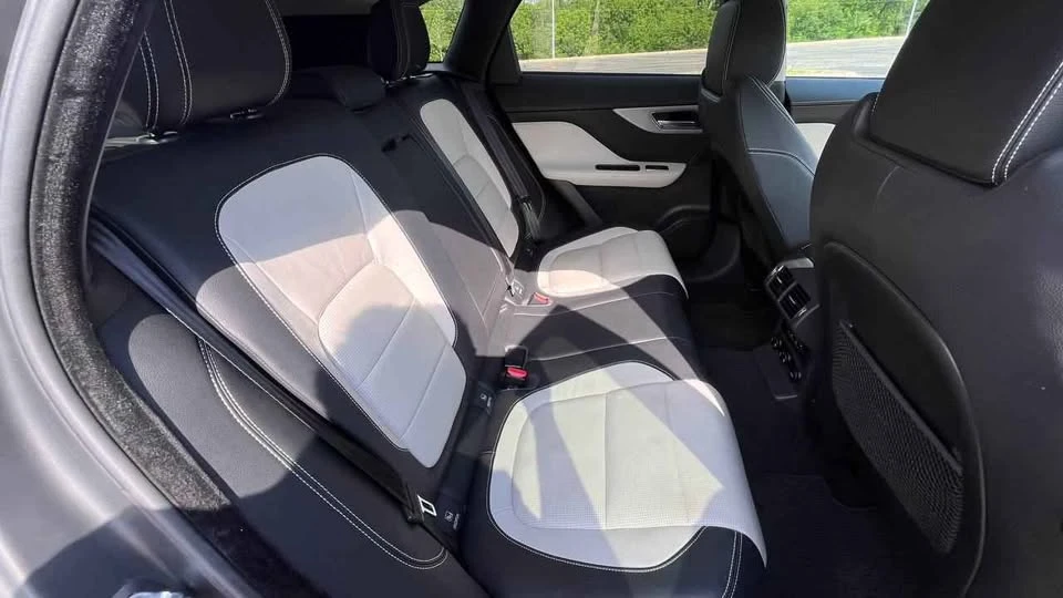2018 Jaguar F-Pace - Image 6 of 6