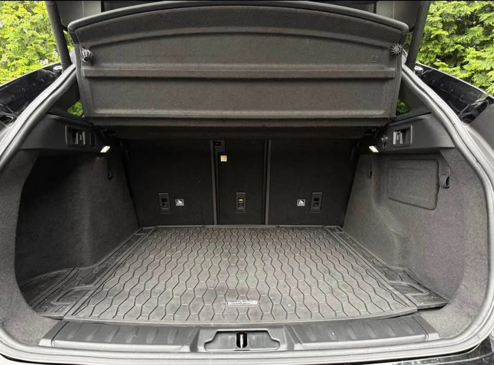2018 Jaguar F-Pace - Image 13 of 16