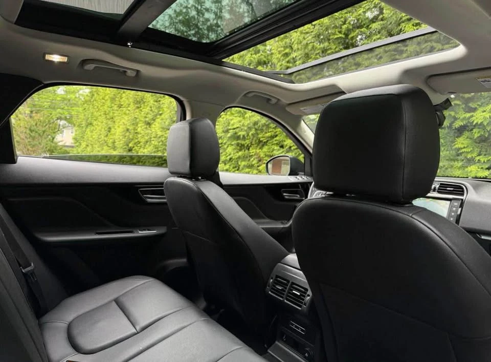 2018 Jaguar F-Pace - Image 11 of 16