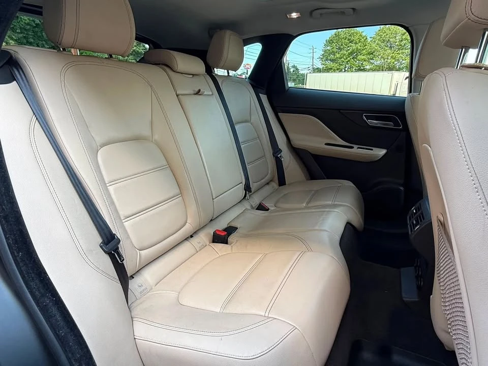 2018 Jaguar F-Pace - Image 18 of 20