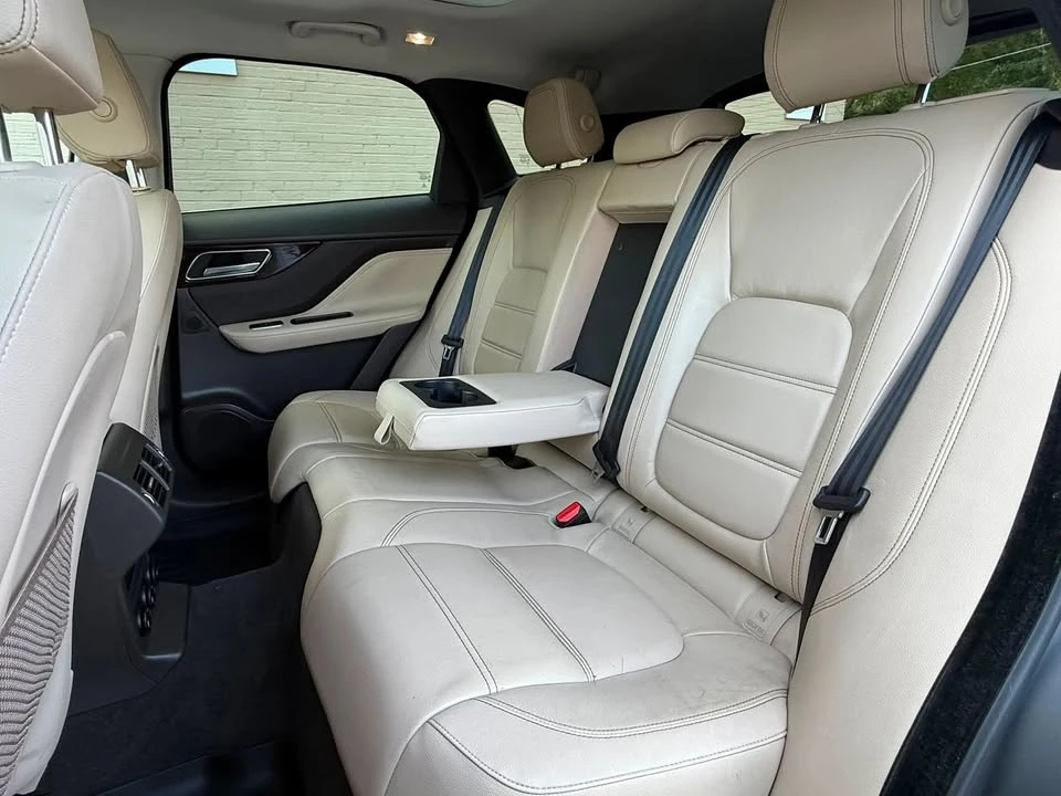 2018 Jaguar F-Pace - Image 16 of 20