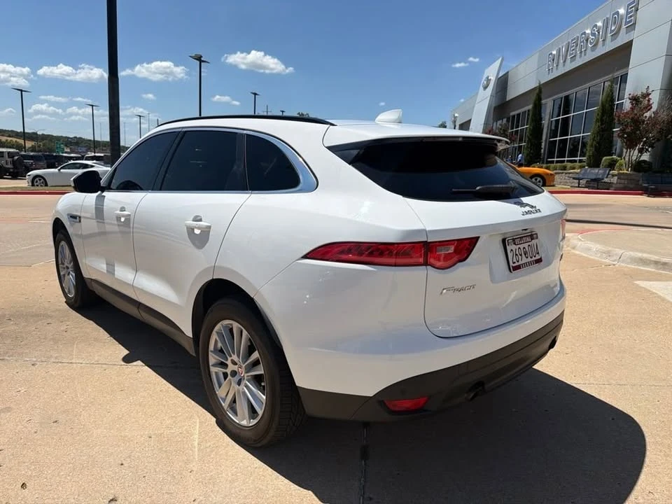 2018 Jaguar F-Pace - Image 10 of 17