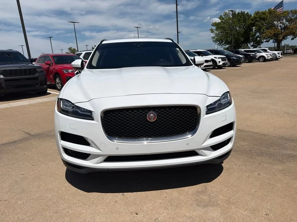2018 Jaguar F-Pace - Image 4 of 17