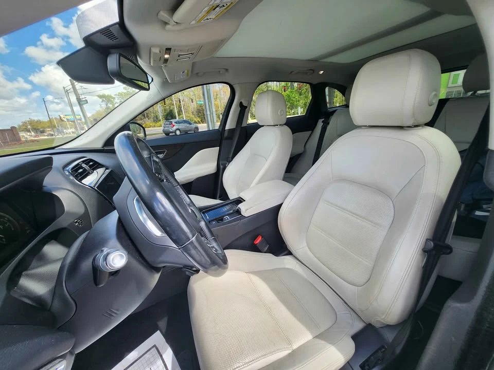 2018 Jaguar F-Pace - Image 12 of 14
