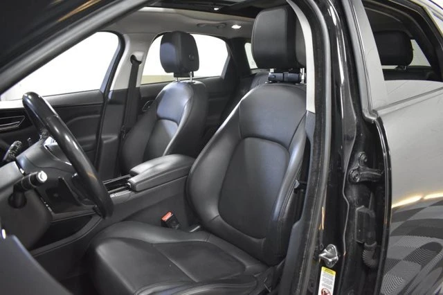 2018 Jaguar F-Pace - Image 6 of 15