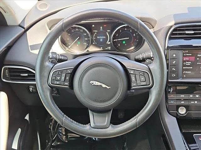 2018 Jaguar F-Pace - Image 13 of 19