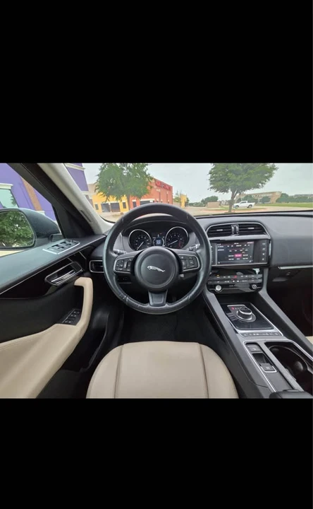 2018 Jaguar F-Pace - Image 14 of 20
