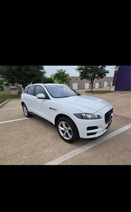 2018 Jaguar F-Pace - Image 8 of 20