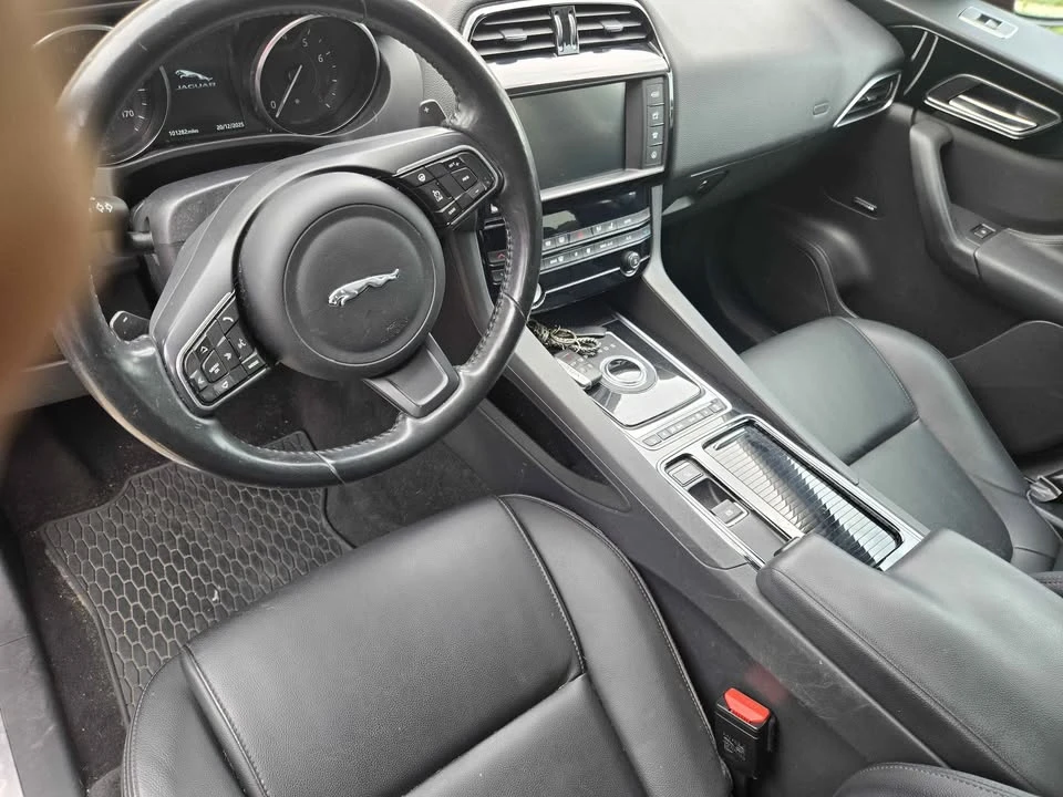 2018 Jaguar F-Pace - Image 15 of 18