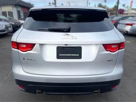 2018 Jaguar F-Pace - Image 5 of 19