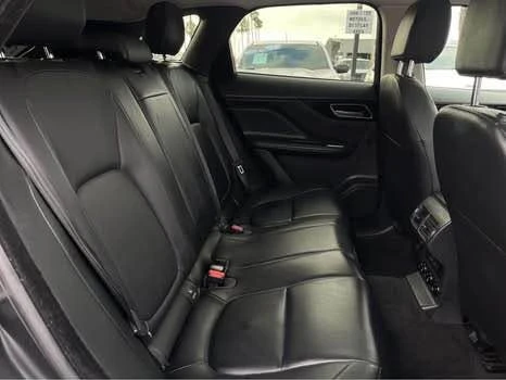 2018 Jaguar F-Pace - Image 18 of 19