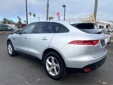 2018 Jaguar F-Pace - Image 4 of 19