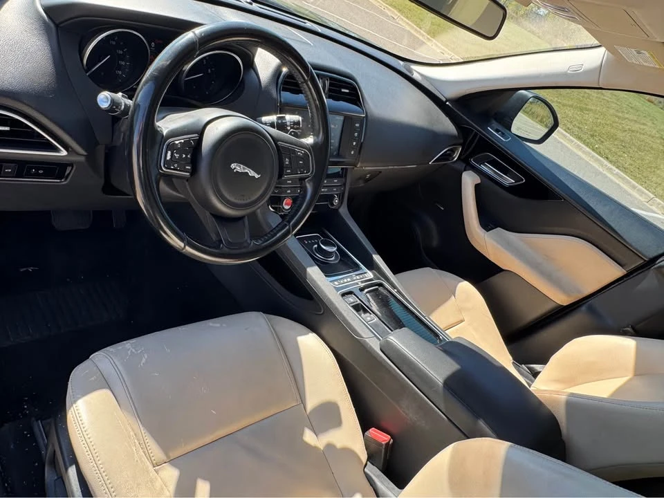 2018 Jaguar F-Pace - Image 10 of 20