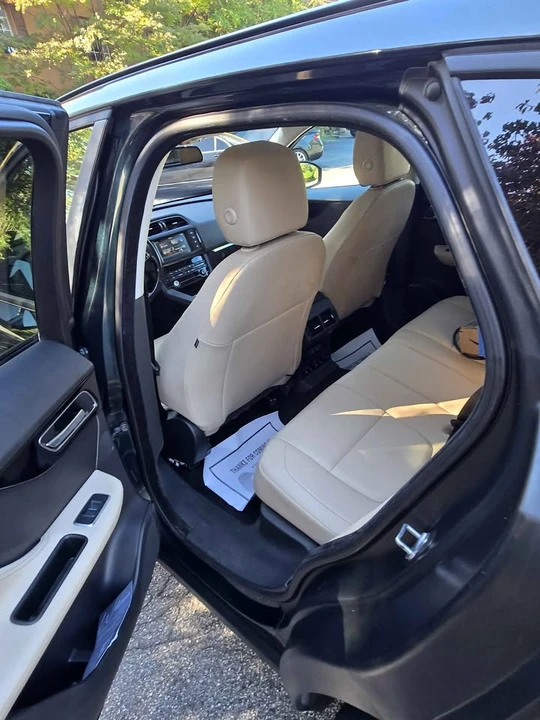 2018 Jaguar F-Pace - Image 12 of 15