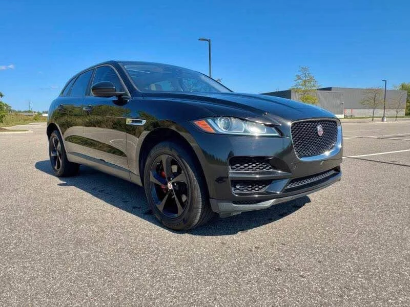 2018 Jaguar F-Pace - Image 2 of 11
