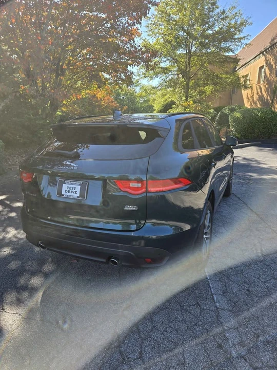 2018 Jaguar F-Pace - Image 6 of 15