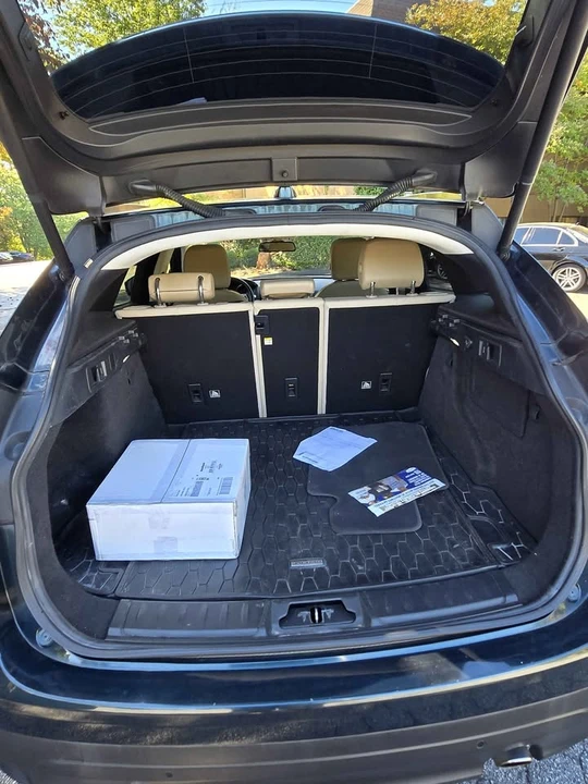 2018 Jaguar F-Pace - Image 10 of 15