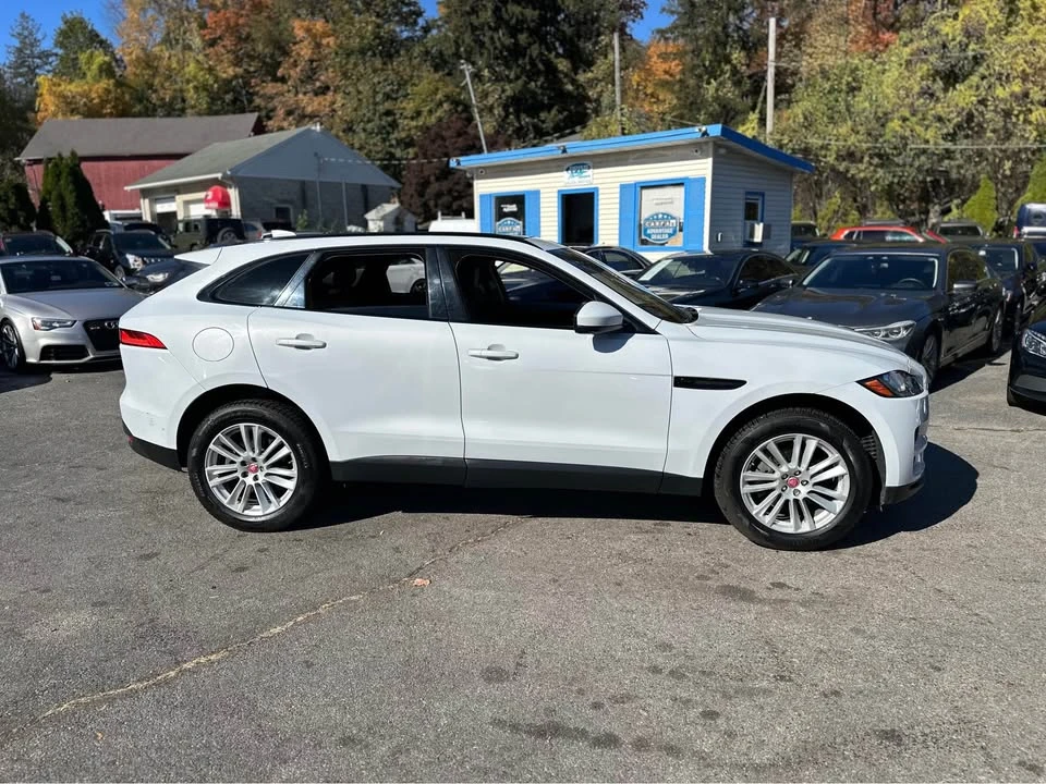 2018 Jaguar F-Pace - Image 13 of 15