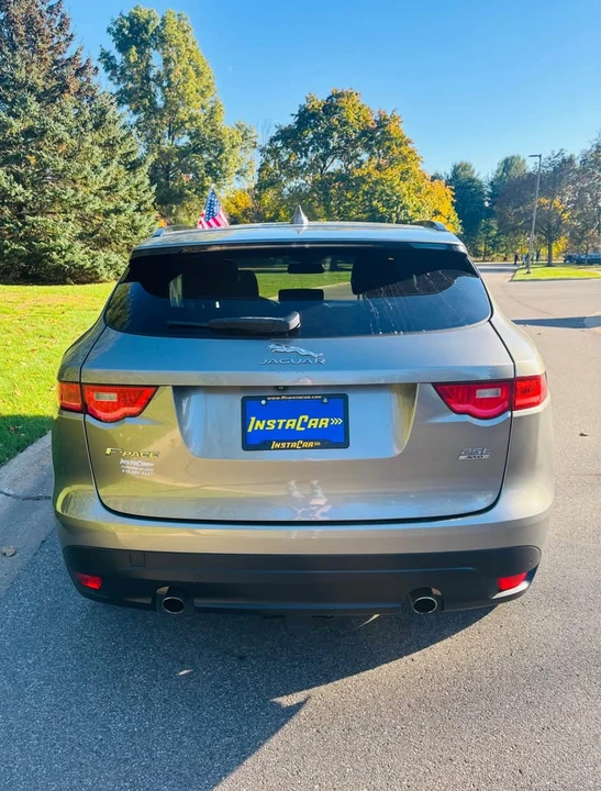 2018 Jaguar F-Pace - Image 7 of 20