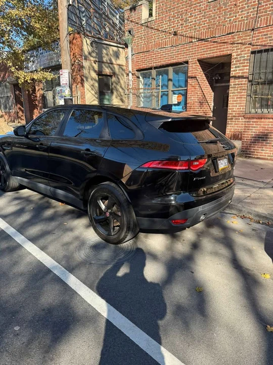 2018 Jaguar F-Pace - Image 7 of 9