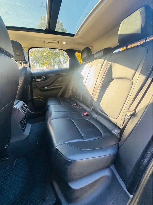 2018 Jaguar F-Pace - Image 13 of 20