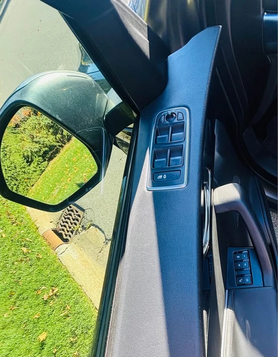 2018 Jaguar F-Pace - Image 16 of 20