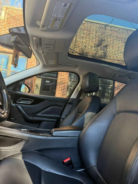 2018 Jaguar F-Pace - Image 3 of 9