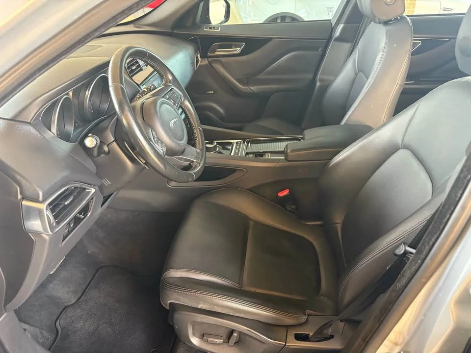 2018 Jaguar F-Pace - Image 8 of 13
