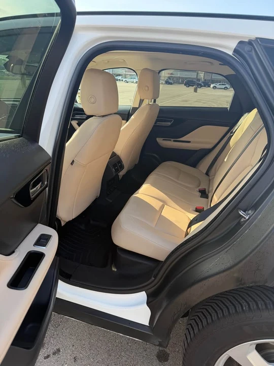2018 Jaguar F-Pace - Image 7 of 12