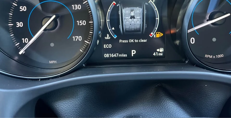 2018 Jaguar F-Pace - Image 13 of 19